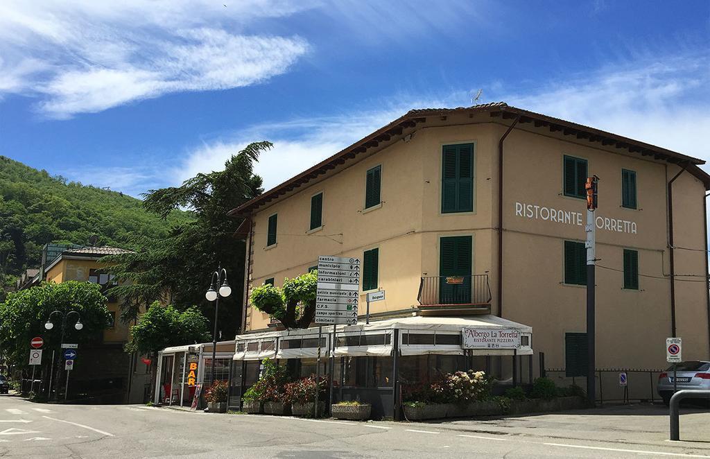 Albergo Ristorante La Torretta กาสติโญเน เด เปโปลี ภายนอก รูปภาพ